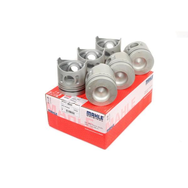 Mitsubishi Diesel Replacement Parts ,6D31T Engine Piston / 6 cylinder Diesel