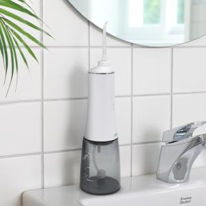 Buy cheap Deep Cleaning Oral Water Flosser IPX7 Waterproof Retractable from wholesalers
