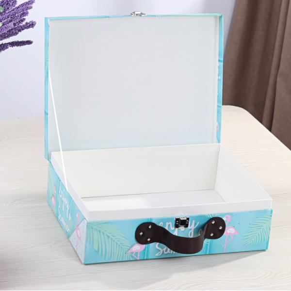 Recyclable Biodegradable Custom Clothing Boxes With Classic Appearance