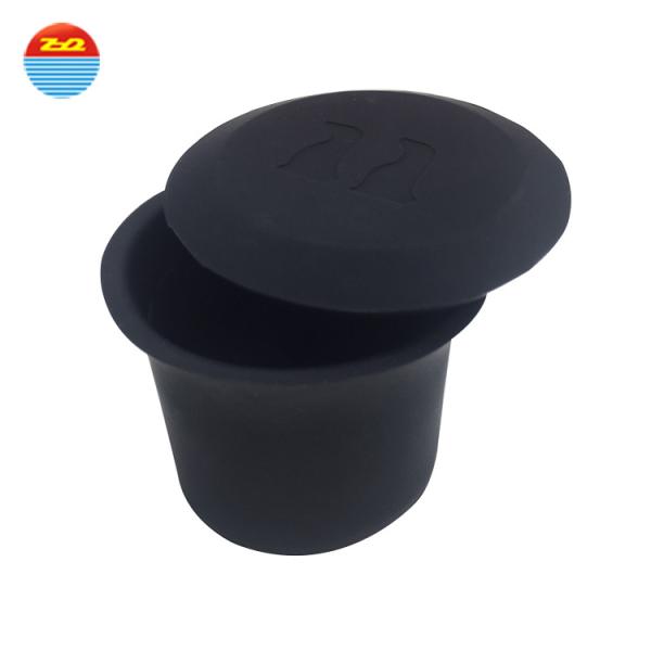 Quality top seller high quality Wholesale Silicone Polar Bear and Penguin Personalized Shape Chocolate Ice Cube Tray with lid cube for sale