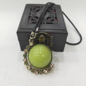 Female Radioactive Toxic Free Luminescent Stone Pendant