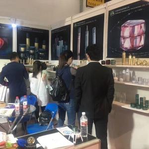 Medicine 28-410 Childproof Cap with Heat Induction Liners and CRC Plastic