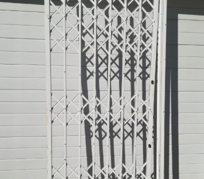 Quality High Safety Aluminium Burglar Trellis door,Sliding with Slam Dead lock for sale