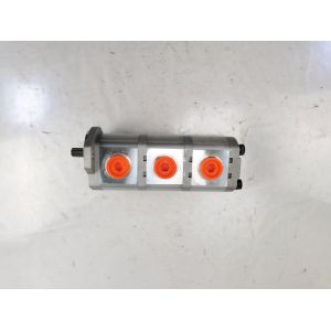China Hydraulic Gear Pump 12+12+12 10T L Iron and Aluminum alloy materials  Range for Construction Machinery Factory Supply Hydraulic Spare Parts on sale