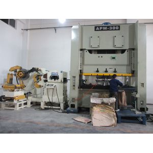 Buy cheap Pneumatic Feeder Punching Sheet Metal Decoiler Automatic Straightening Machine from wholesalers