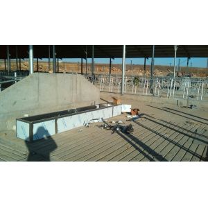 Buy cheap Customized Insulated 4000mm Stainless Steel Water Trough for Cattle and Sheep product
