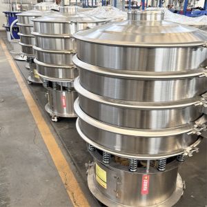 Multi-Dimensional Vibration Forces for Effective Material Separation with