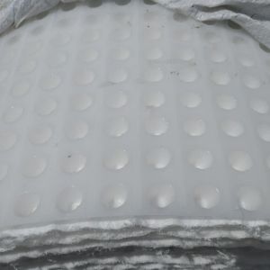 Buy cheap Onsite Training Included 8-30mm HDPE Dimpled Plastic Drainage Sheet for Waterproofing from wholesalers