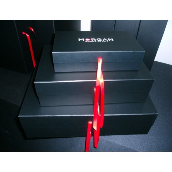 Custom magnet folding paper flat pack box luxury magnetic gift box with silk ribbon