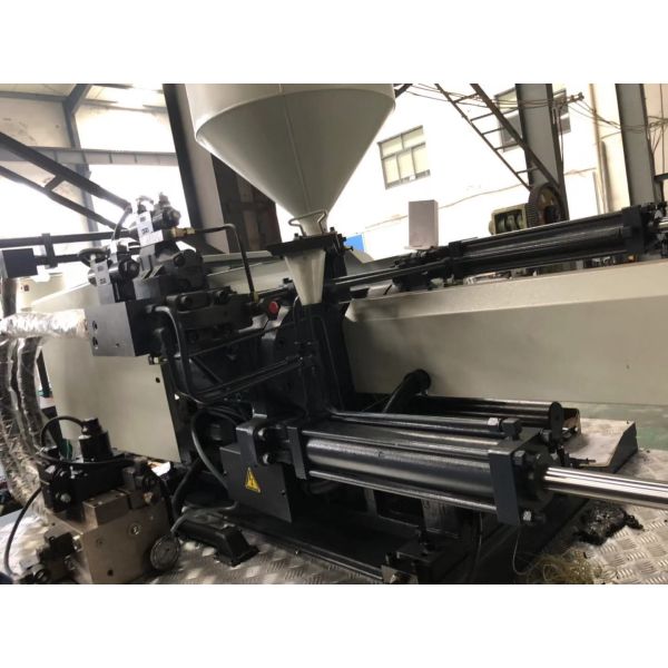 Quality 4 Cavities Basin injection Plastic Making Machine 400 Ton For basin for sale