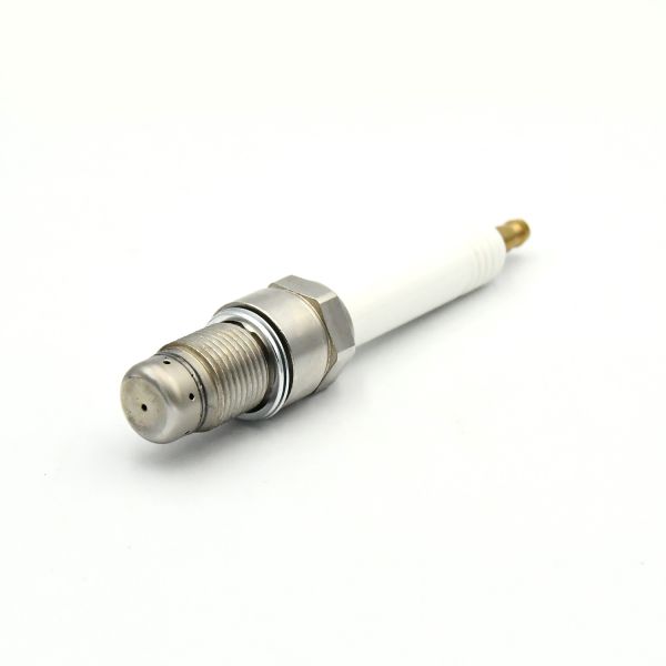 Spark Plug MTU X52404500056 for MTU series 4000 gas engines.