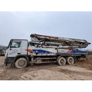 Buy cheap 33000kgs 2015 Zoomlion 47m Used Concrete Pump Truck on Benz Chassis for Long Distance from wholesalers