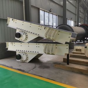 Buy cheap Customized Silica Sand Vibrating Screen Machine Material Screening Equipment from wholesalers