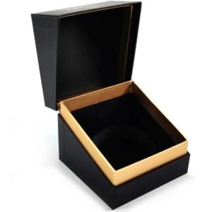 Buy cheap Compostable Deboss Cosmetic Packaging Boxess paper Magnetic Closure ISO9001 from wholesalers