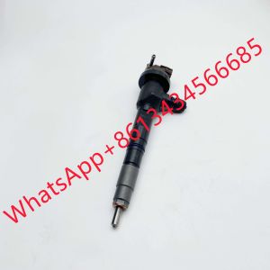 15021530A1 Diesel Common Rail Fuel Injector 15021-530A1 05B08256