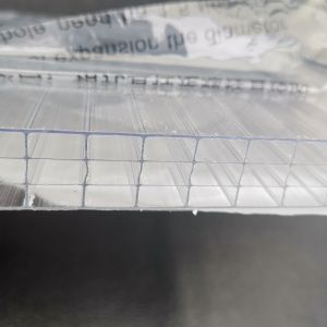 Customizable Colorful Four-layer PC Hollow Sheets Highly Resistant For Building