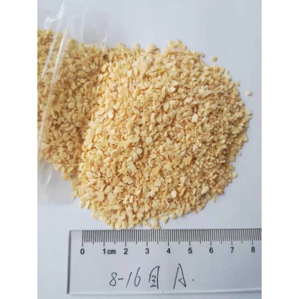 Quality 15g Packaging 8% Moisture Dried Garlic Granules Natural Color for sale