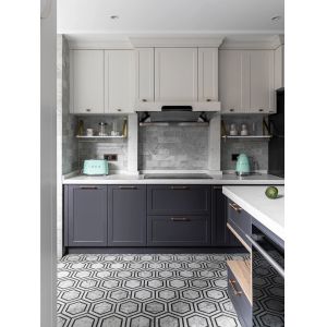 Customizable Automatic Kitchen Cabinets with Marble Countertop