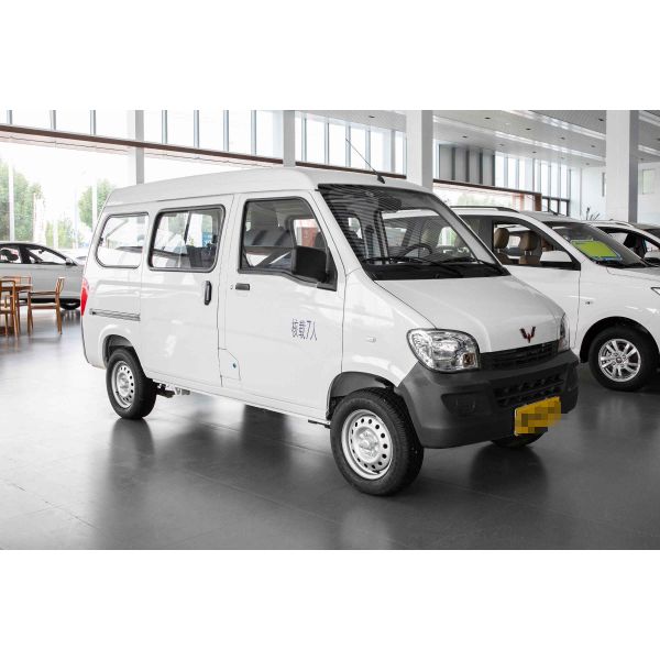 Buy cheap 2nd Hand Mini Bus 7 Seats Oil Engine Wuling L2E Minivan Model Air Conditioner from wholesalers