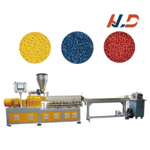Co Rotating Twin Screw Extruder Masterbatch Machine 60-100kg/H Computerized