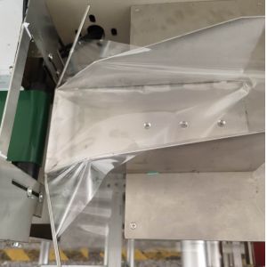 SS304 Premade Pouch Packing Machine 40bags/min 350mm N95 Mask