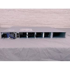 Transmission Rate 10/100Mbps /1000Mbps Original DCS-7050SX-72-R Used Private