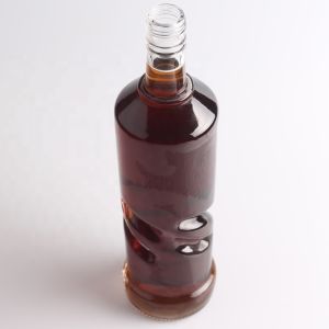 2022 Thick Bottom Embossed Glass Bottle Clear Flint for Gin Whisky Rum Tequila