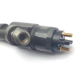 Diesel Fuel Common Rail Injector Excavator Engine D6E Part Injector Nozzle