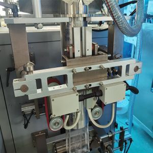 0.12mm VFFS Packaging Machine 520mm 60bags/min Coffee Powder
