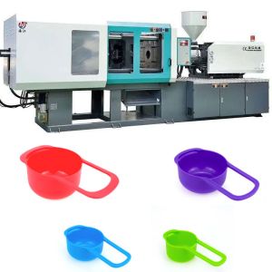 China High Voltage Power Supply Plastic Injection Molder 700 Mold Closing Stroke on sale