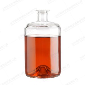 Buy cheap Clear Glass Liquor Bottle with Customized Bottle Color and Acceptable Customer's Logo from wholesalers