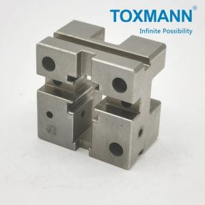 China High precision custom made cnc metal parts machining milling service for machine parts on sale