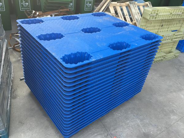 Quality Durable Warehouse Hygienic Plastic Pallet 1Ton Dynamic load 4Ton Static load for sale