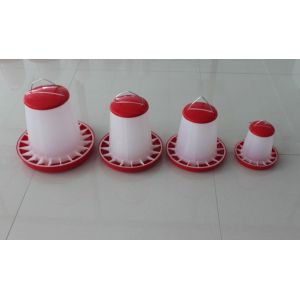 High Quality Poultry Farming Automatic Plastic Chicken Feeders and Drinkers