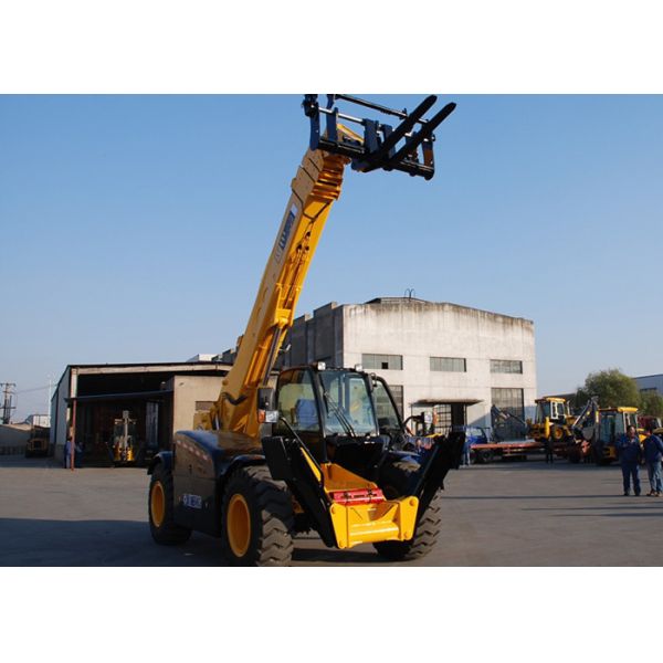 Buy cheap Multi Function XCMG Telescopic Forklift with Extended Boom Compact Structure from wholesalers