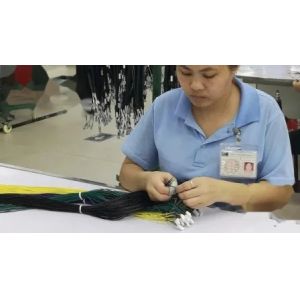 China Tyco 3-1719887-1 Connector Cylinder Head Wiring Harness with Customized Length and PVC Copper Material for Automotive Applications on sale