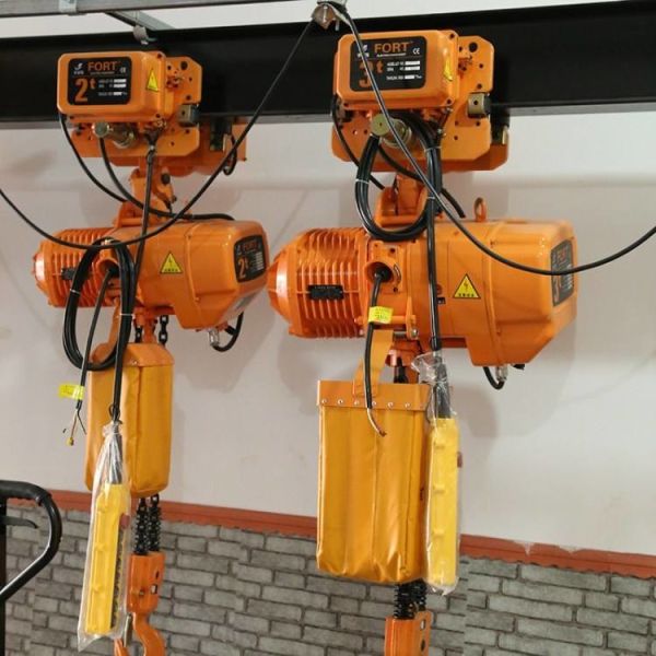 Quality Hand Pulled Small Tonnage Chain Electric Crane Hoist  For Beam Crane for sale