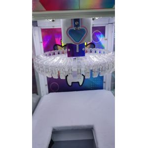 Kid's Entertainment Coin 24 Clip Gift Vending Win Prize Game Machine