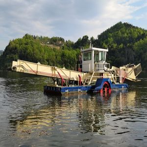8m3 60 Kw Aquatic Plant Harvester With Full Automatic System
