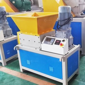 Mini Double Shaft Plastic Metal Sheet Shredding Machine with Video Outgoing