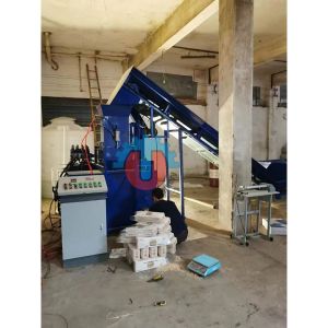 Easy to Operate Wood Shavings Baling Compress Bagging Machine with 20HP Diesel