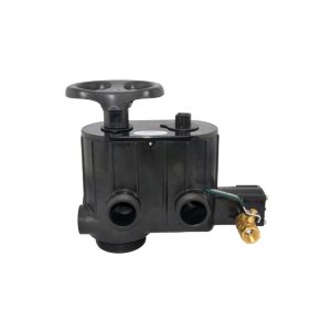 China Durable FRP Tank Water Softener Control Valve Manual Runxin 61215 F77AS on sale