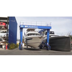 Buy cheap Self Rotating Boat Hoist Crane For Ship Maintenance Customized from wholesalers