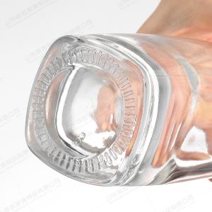 Buy cheap 700ML Clear Glass Bottle with Different Color OEM/ODM Acceptable Collar Material Glass from wholesalers