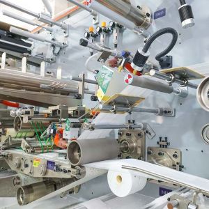 800Pcs/Min Stable Speed Baby Diaper Making Machine Professional Customization