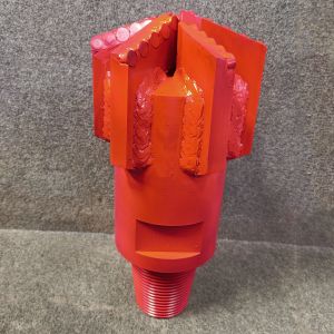 Customized Smooth Highly Wear Resistant Steel Drag Bits