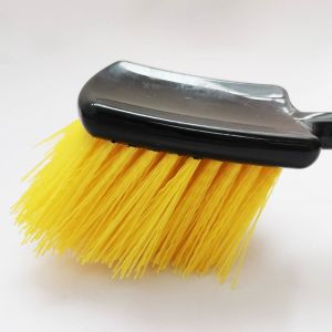 Buy cheap Fender Wheel And Tire Brush Long Handle Wheel Cleaning Brush from wholesalers