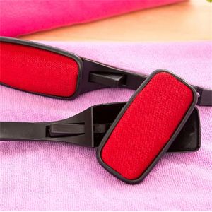 Buy cheap Rotating Head Lint Brush with Custom Logo from wholesalers