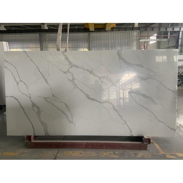Quality NSF Grey  Calacatta Quartz Stone Slab With White Background Scratch Resistant Decoration Material for sale