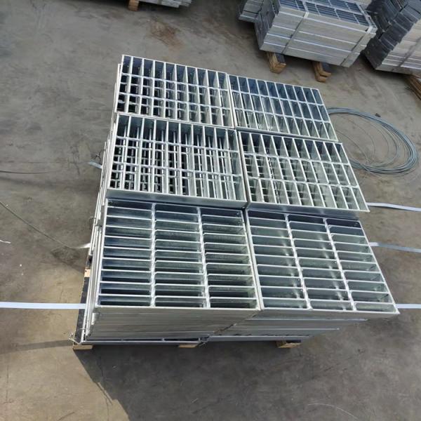 Quality Hot Dip Galvanized Driveway Drain Grate Stainless Steel for sale
